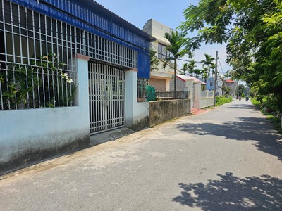 Bán lô đất mặt đường mương Lương Khê, Tràng Cát 92,5m2 giá 30tr/m2 1