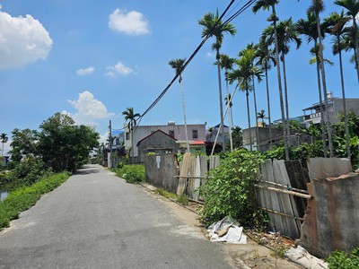 Bán lô đất mặt đường mương Lương Khê, Tràng Cát 92,5m2 giá 30tr/m2 0