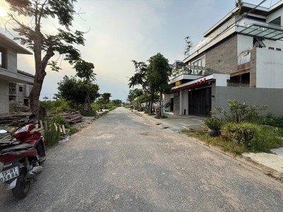 Bán biệt thự tại khu nhà ở , Anh Dũng 3 , Dương Kinh, Hải Phòng. 0
