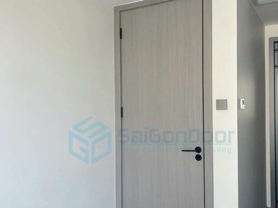 Cửa gỗ Carbon 2