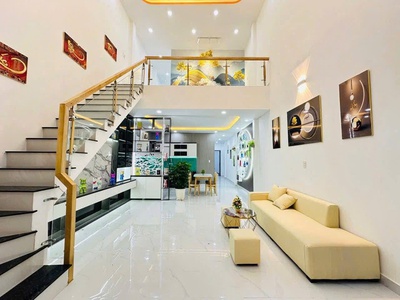 Chính chủ cần bán gấp nhà MT Nguyễn Cửu Vân- 90m2- SHR- 2tỷ3 3