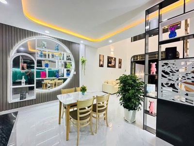 Chính chủ cần bán gấp nhà MT Nguyễn Cửu Vân- 90m2- SHR- 2tỷ3 4