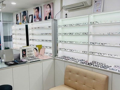 Sang nhượng cửa hàng mắt kinh kinh doanh hơn 1 năm 6