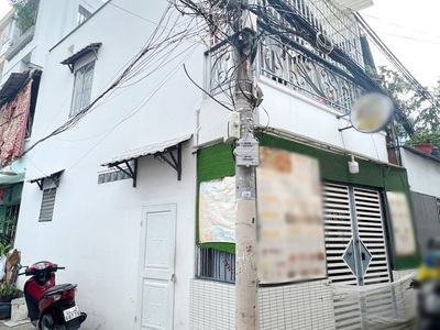 Nhà góc 2 tầng hxh âu dương lân p3q8. giá 3,58 tỷ tl 0