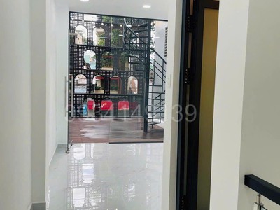 Chỉ 17 nhỉnh- nhà mặt tiền mới đẹp an dương vương p3 quận 5,tầng -hàng hiếm khu vực 2