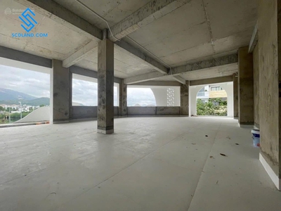 Mặt bằng 3 tầng rộng rãi   phù hợp showroom, ngân hàng, spa 4