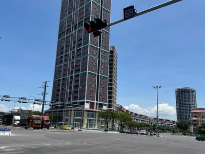 - đất giá đầu tư, biển nguyễn tất thành, đối diện bãi tắm thanh khê, diện tích rộng. 2