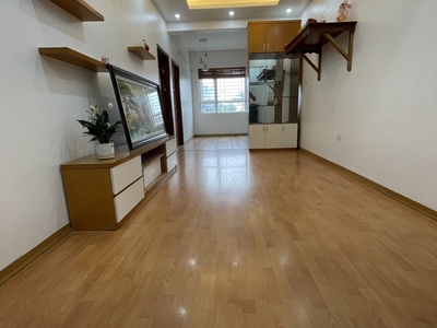 Bán căn hộ 2pn   view thoáng, giá yêu thương tại kđt resco cổ nhuế 1