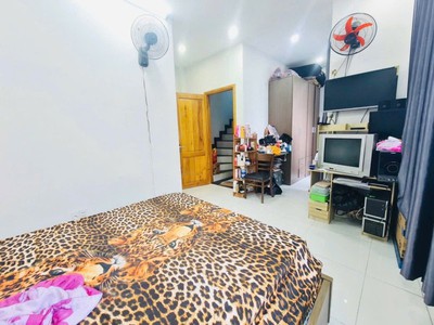 Phú nhuận - huỳnh văn bánh, nguyễn văn trỗi - gần mặt tiền - 4 tầng - 7 tỷ 3
