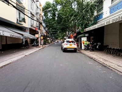 Siêu phẩm mặt tiền đường đôi   4 tầng   72m    đậu 2 xe hơi   chỉ 13.2 tỷ , 783 tạ quang bửu, 1