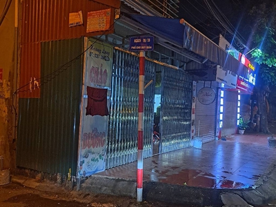 Chu huy mân,long biên 11tỷ 59m mặt tiền 6m,ô tô đỗ cửa,nhà c4 cho thuê,kinh doanh 0