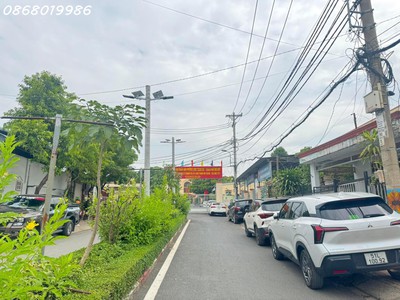 Nhà c4- 2 phòng ngủ - 86m2- ngang hơn 5m giá 3.68 tỷ tl mạnh 0