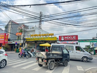 Nhà c4- 2 phòng ngủ - 86m2- ngang hơn 5m giá 3.68 tỷ tl mạnh 1