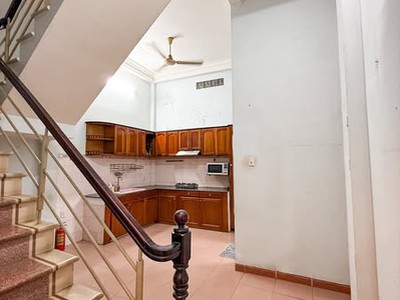 Nhà hẻm ôtô đường nguyên hồng  phường 1 quận gò vấp cũ . 2