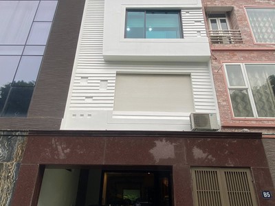 Cho thuê liền kề trung kính, 70m2, 5 tầng, ô tô đỗ cửa, làm văn phòng, spa 0