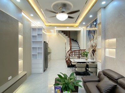 Phúc la   35m2   5 tầng   từng tầng 1 phòng   giá 6.9 tỷ   nhà đẹp đón lộc 0