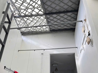 Chỉ hơn 4đ nhà 92m2 bán gấp   xe hơi ngủ trong nhà   đối diện công viên 3