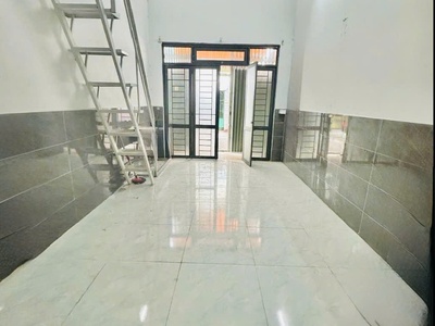 Lô góc 2 mặt hxt   thành thái   139m    ngang 8.5m. giá 16.9 tỷ. bớt lộc. 2