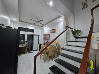 Bán nhà 4 tầng, 62m , 4pn, 5wc, 6.7 tỷ, tam bình, thủ đức 2