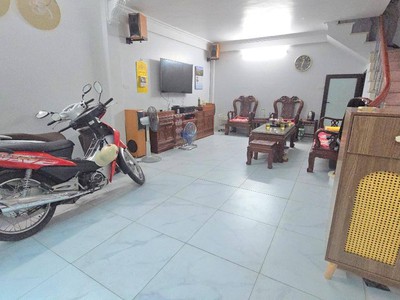 Bán nhà thái thịnh 35m 4 tầng mt4.3m lô góc, kinh doanh hơn 13 tỷ. 0