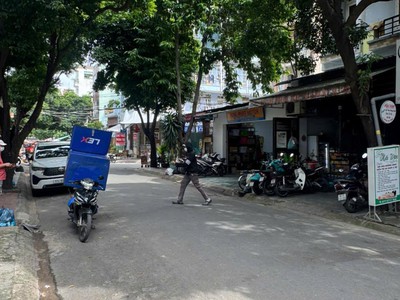 Bán nhà hẻm 158 hoàng hoa thám   p12, tân bình  4,5x15  nhà ga t3 2