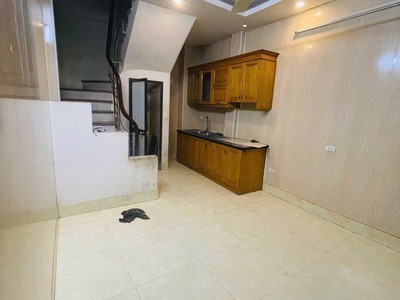 Cho thuê nhà trong ngõ văn chương, 4 tầng x 24m2, 2 ngủ, 8.5 triệu 4