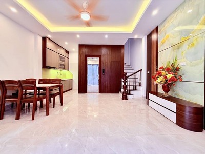 Bán nhà đông ngạc - 59m x 7 tầng thang máy - ô tô tránh - dòng tiền 60tr/tháng - chỉ 9.5 tỷ. 0