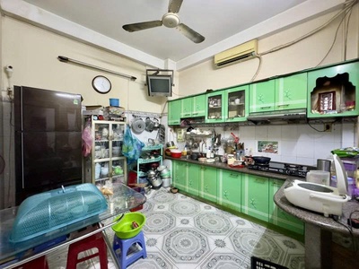 Bán nhà mặt tiền phan phú tiên, sau lưng đại học y dược, 4x21m, 4 tầng, 5pn, 20,8 tỷ. 3