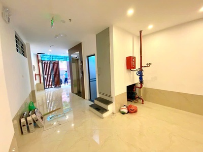 Bán nhà lạc long quân - 60m x 7 tầng thang máy - full nội thất - gần ô tô - phân lô - giá 18.5 tỷ 0