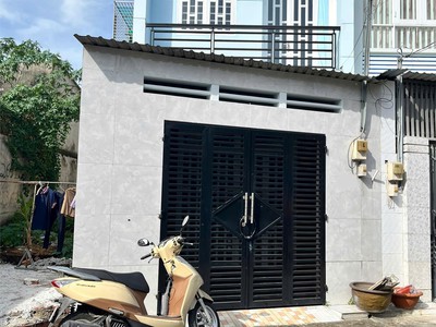 Bán nhà 2 tầng khu phân lô đường 100a, phường tân phú, tp. thủ đức   giá 4.x tỷ 1