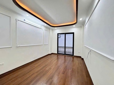 Nhà cổ nhuế   35m2 x 6 tầng thang máy   cạnh kđt resco   hơn 8 tỷ 2
