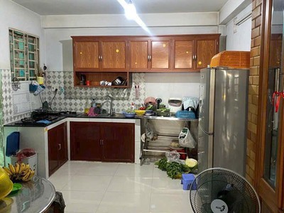 Mặt tiền tân lập 1   7,5 tỷ   ngay ngã tư thủ đức 3