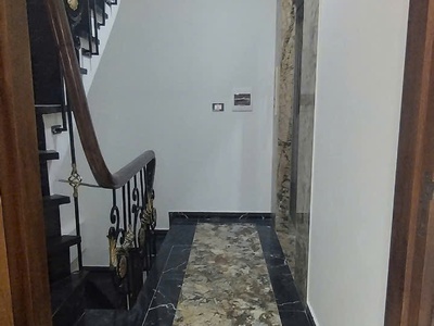 Có 102   pl vĩnh phúc ba đình ngõ thông oto kd nhỉnh 24ty 48m x 9t . . 2