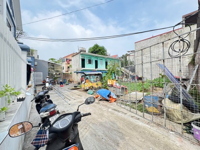 Bán đất tổ 1, chi đông, mê linh. ô tô đỗ cửa. chia 3 lô đẹp. vị trí trung tâm thị trấn 0