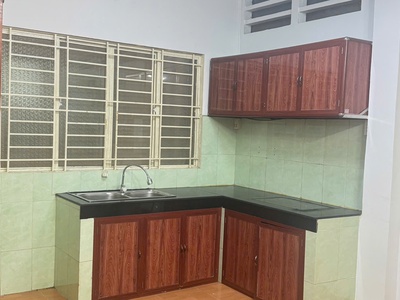 Cần cho thuê gấp căn hộ chung cư 2PN 7