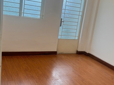 Cần cho thuê gấp căn hộ chung cư 2PN 8