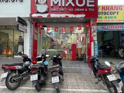 Quận thủ đức   mb đẹp lắm   cho thuê mb giá rẻ : 15 tr   mt đường lớn khu kinh doanh sầm uất, 0