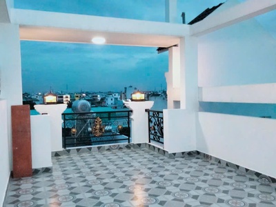 Gấp bán nhà ngay chợ bình thành hẻm 6m thông xe hơi ngủ nhà 56m2-4 tầng 6 tỷ 2 4