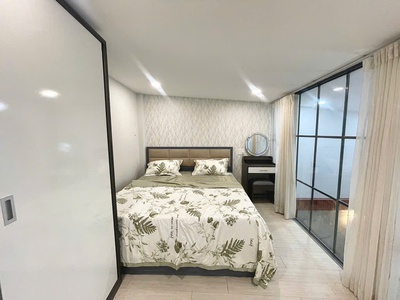 Bán nhà đ.quang trung, gv sát hẻm xe hơi chỉ 3ty680 kèm nội thất đẹp 2