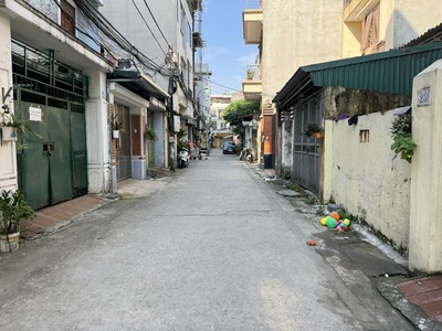 Cần bán 86,5m2 đất trong ngõ 466 Ngô Gia Tự. Ngay gần phố Vạn Hạnh và trường THCS 4