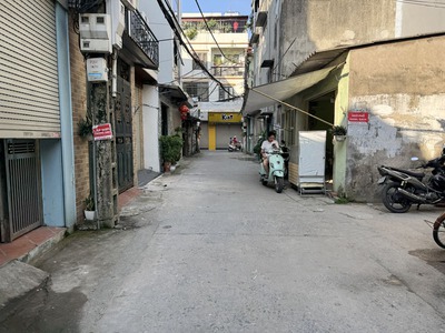 Cần bán 86,5m2 đất trong ngõ 466 Ngô Gia Tự. Ngay gần phố Vạn Hạnh và trường THCS 6