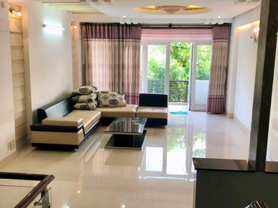 Chính chủ cho thuê nhà nguyên căn 1 trệt 3 lầu gần đường Trường Chinh 1