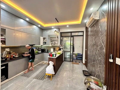 Bán nhà 2.5 tầng mặt tiền 8m, gara ô tô, Tôn Đức Thắng, Sở Dầu, Hồng Bàng   DT 139m , giá 7.8 tỷ 3