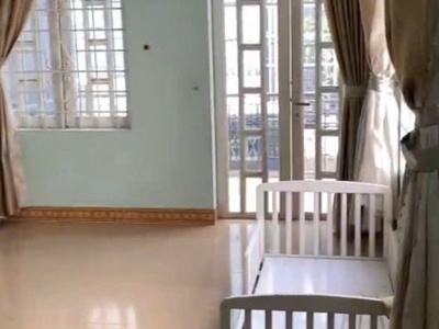 Nhà 2 tầng hoàn công - Đường thông - 1 Bước ra đường Chương Dương - Sát vách ĐH Ngân hàng 1