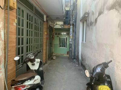 Chính chủ cần bán nhà mini thông thoáng dt: 3,2 x 3,5. Hẻm đường lạc long quân, p.1, q.11 1