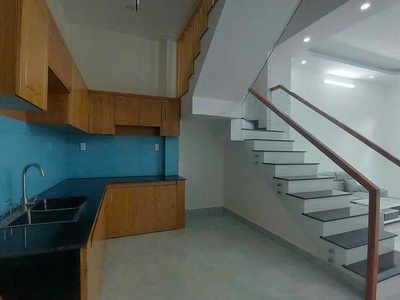 Cho thuê nhà nguyên căn   đường 488 Lã Xuân Oai, TP Thủ Đức  Quận 9 cũ , gần ngã ba Lò Lu 2