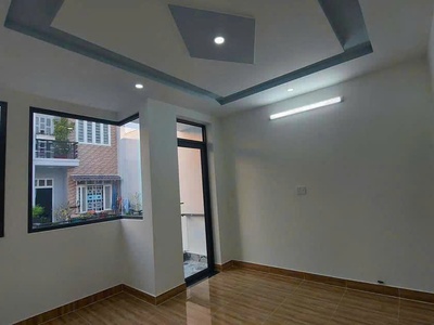 Cho thuê nhà nguyên căn   đường 488 Lã Xuân Oai, TP Thủ Đức  Quận 9 cũ , gần ngã ba Lò Lu 5