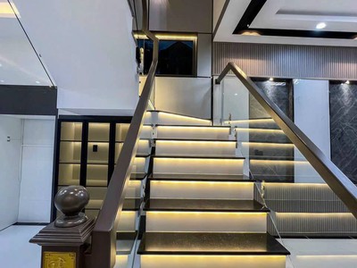 1 trệt 2 lầu giá siêu hời ngay trung tâm Thủ Dầu Một. 5