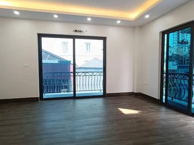 Ô tô đỗ cửa s64m mt 5m giá14 tỷ vũ quỳnhnamtừliêm 0