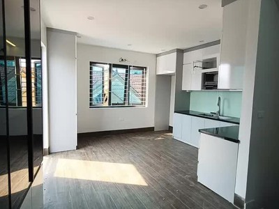 Ô tô đỗ cửa s64m mt 5m giá14 tỷ vũ quỳnhnamtừliêm 2